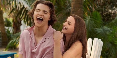 ‘The Kissing Booth 3’ Ending Explained: Who Does Elle End.